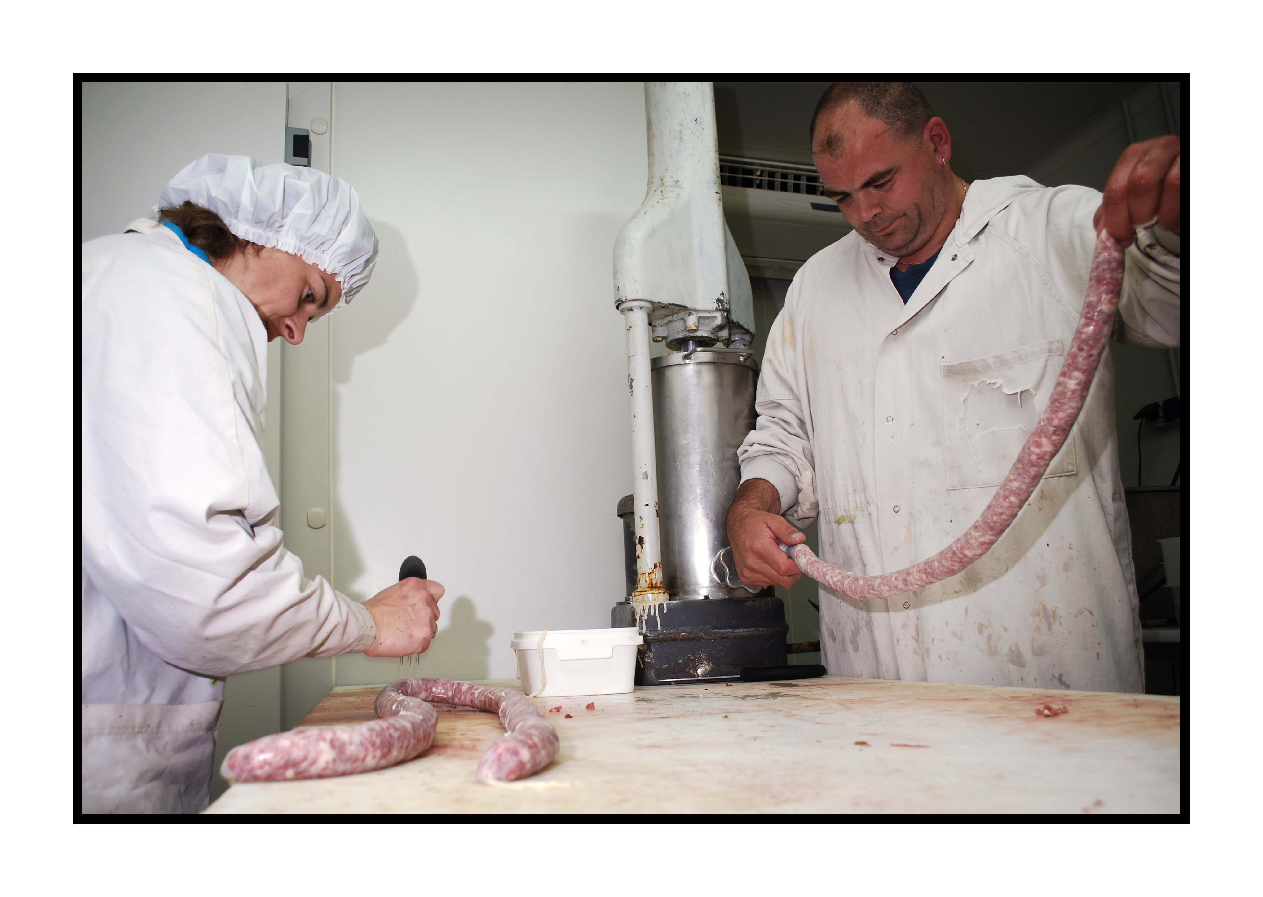 fermier-magasin de producteur-gilly sur isère-albertville- terroir-vente directe-savoie-fabrication de saucisses ferme
